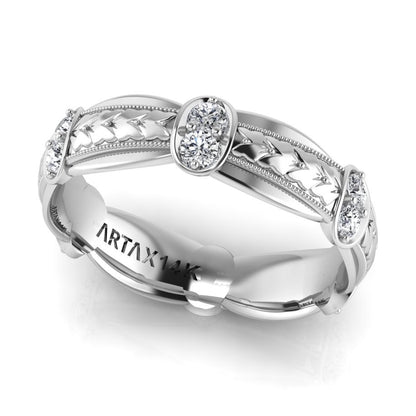 LOUVRE | 14K Hand-Engraved Double-Level Diamond Ring