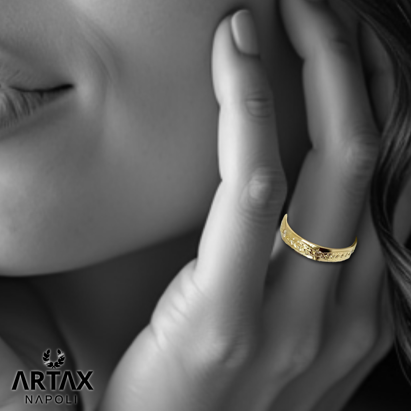 ARMENIA | 14K Hand-Engraved Double-Level Diamond Wedding Band